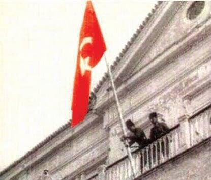 omerrcelik's tweet photo. #9Eylül İzmir'in düşman işgalinden kurtuluşunun 96. yıl dönümü kutlu olsun.

Gazi Mustafa Kemal Atatürk başta olmak üzere tüm Milli Mücadele kahramanlarımızı rahmetle ve saygıyla anıyoruz. https://t.co/G0AK8E8i54