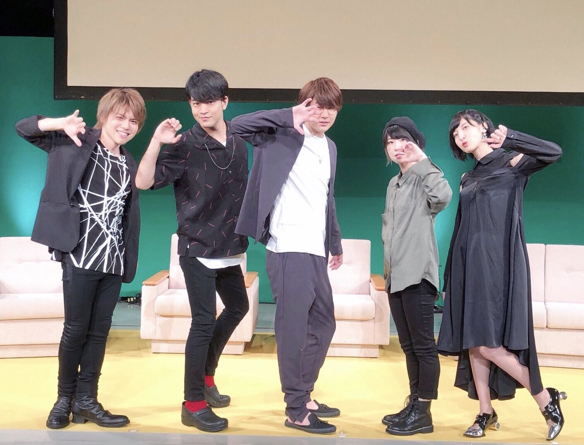 内田雄馬公式アカウント 東京喰種 Reイベント終了しました 一期のことは思い出すことばかり 緊張感はもちろんだけど なにより楽しい時間でした 二期も放送をお楽しみに 写真は New World から Before Dawn なクインクス 内田雄馬