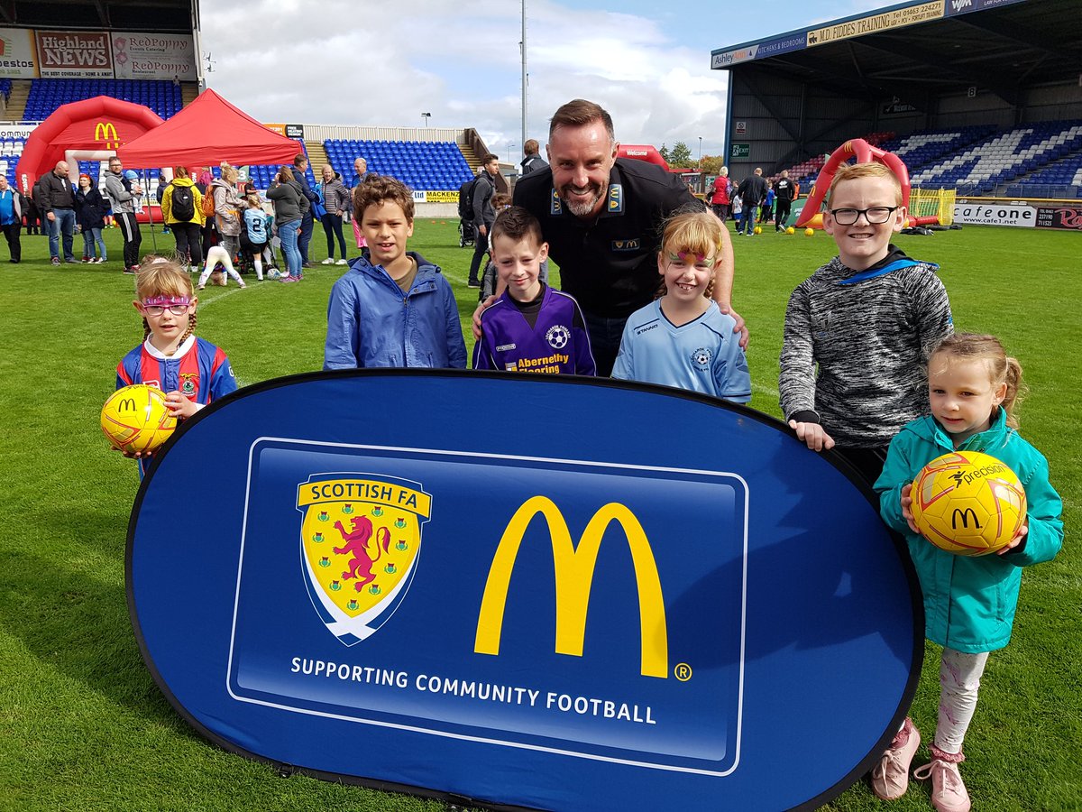 FunFootballUK's tweet photo. Having a fantastic time at the @ICTFC #communityfootballday in #Inverness with @sfa_north and #KrisBoyd https://t.co/p6ssJLEClc