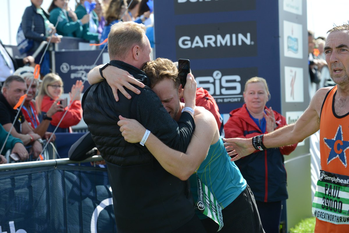 Great_Run's tweet image. A very emotional @ollyofficial has done it!
@SimplyhealthUK #GreatNorthRun