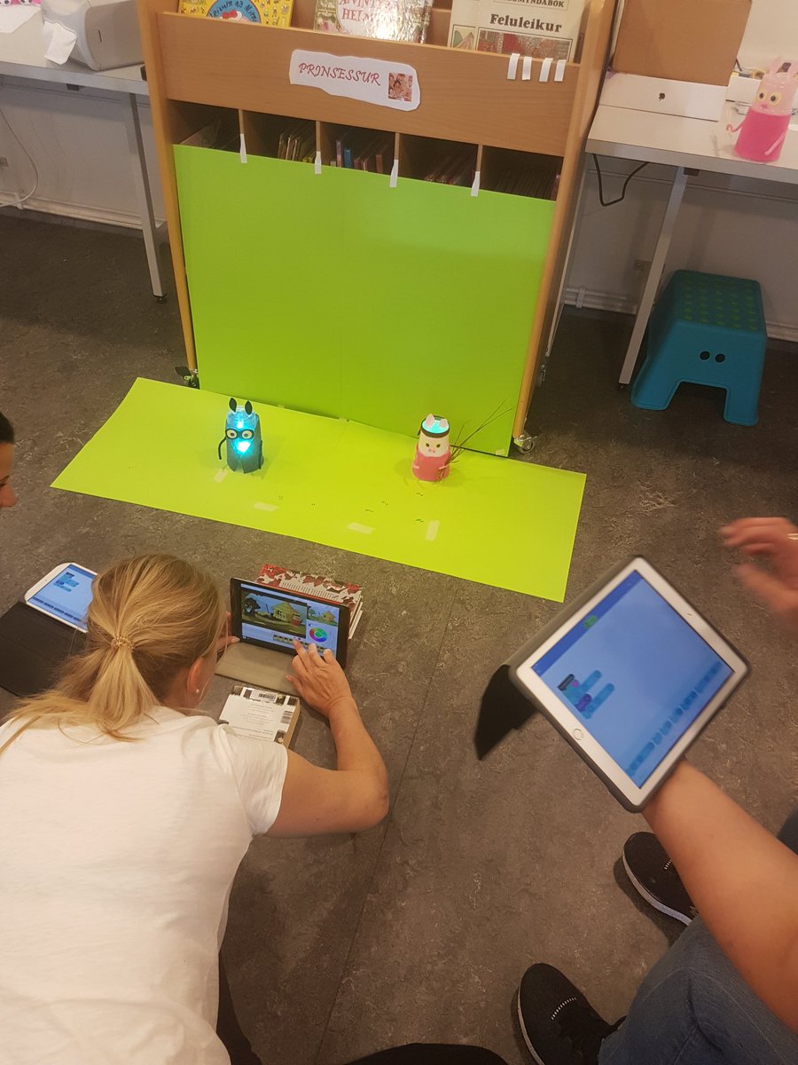 #Utismini #SpheroEDU #menntaspjall er að klára frábært námskeið
