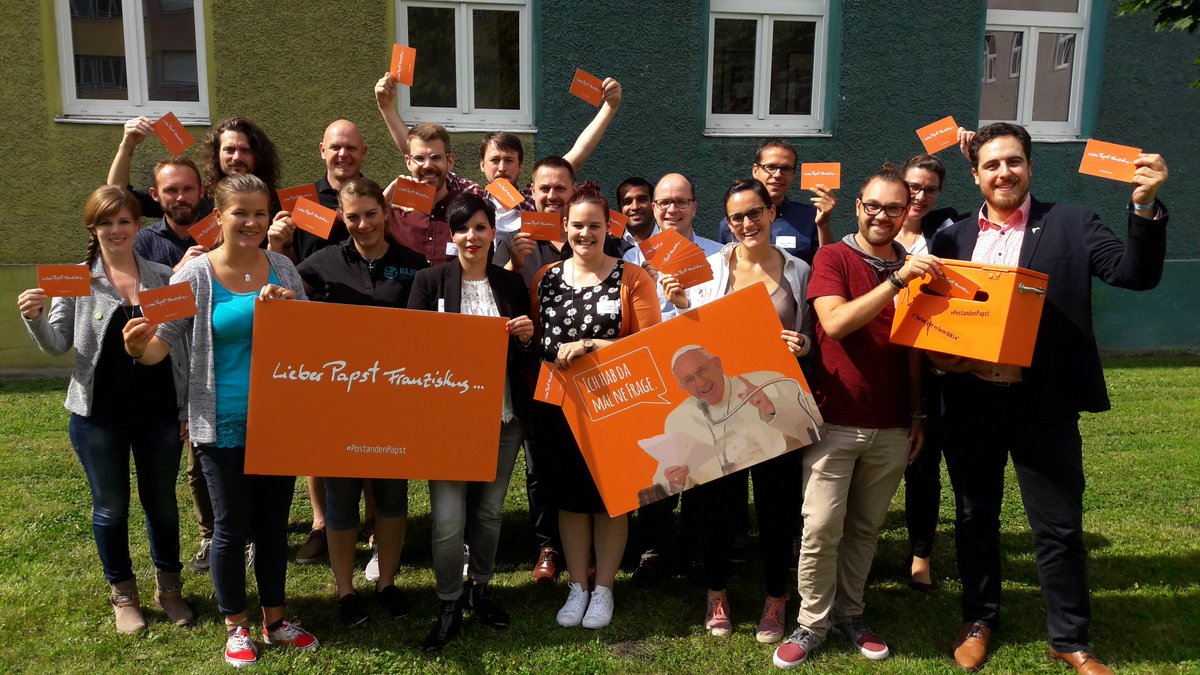 bdkj's tweet image. Mit einer gemeinsamen Erklärung  endet unser Vernetzungstreffen des deutschsprachigen Raums. Wir danken allen für die tolle Zusammenarbeit und den spannenden Austausch. 
Mehr Infos und die Erklärung gibt es unter bit.ly/2QfNYSz.
#Jugendsynode #bdkj