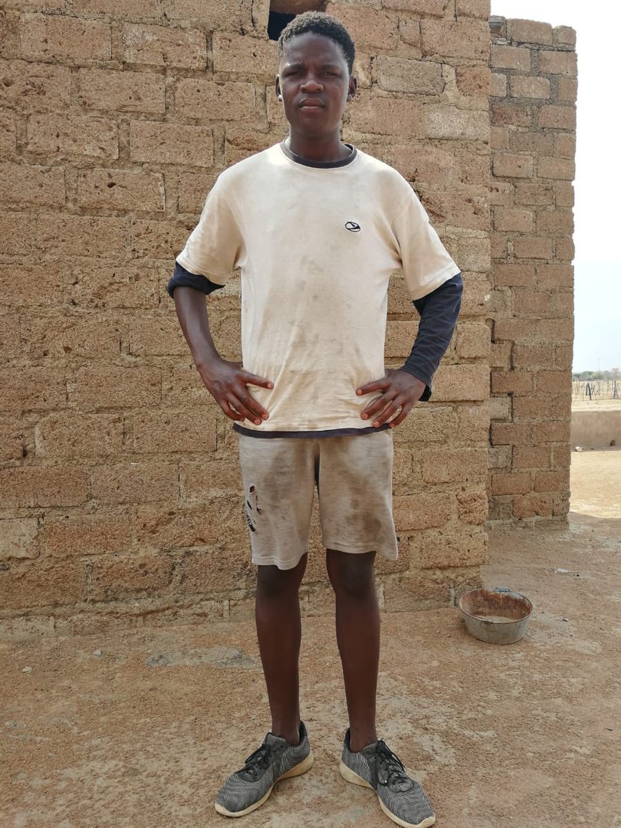 Andiswa_Pumi's tweet photo. This is Samson Mavuso. He's an orphan who lives alone after his mother passed away in 2014. He has no relative around. This is where he lives. The situation is traumatizing and I don't understand how he survived this long under such conditions. He's currently doing grade 12. https://t.co/kHNbnYtZ70