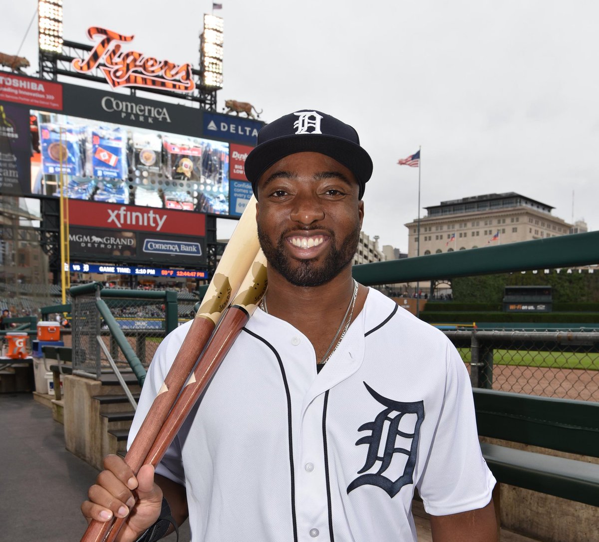 tigers's tweet photo. Welcome to Detroit, @christin_stew https://t.co/Bm4c4oaYQ9