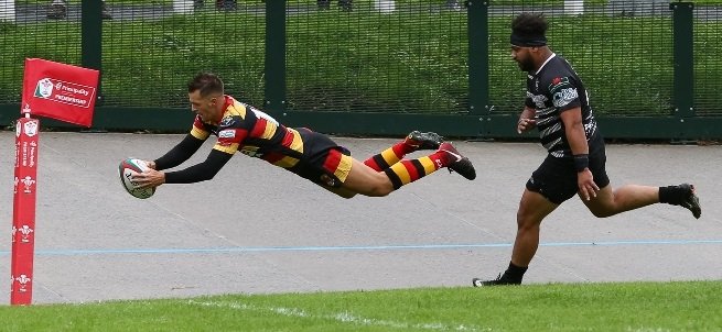 Quins Romp to Victory | Match Report carmarthenquinsrfc.co.uk/News/Article/5…