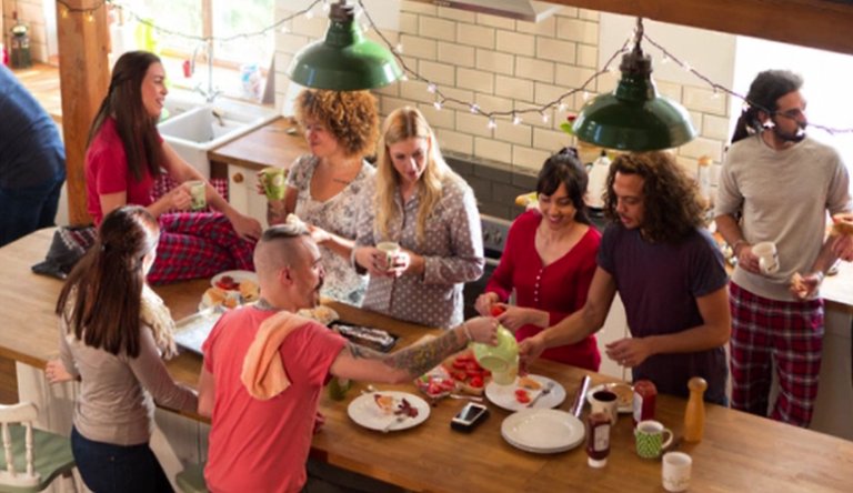 dwanls's tweet photo. Designing a Social Kitchen https://t.co/0UXYcUqDfq https://t.co/GIuyIdbVBP