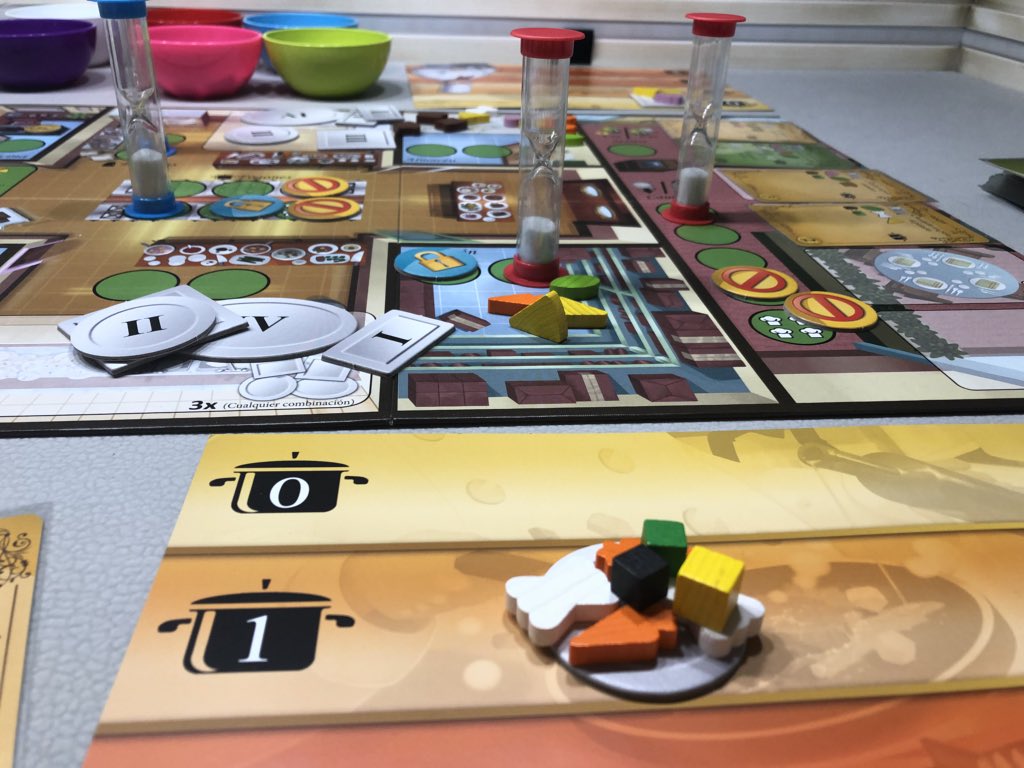 De_2a4's tweet image. Que estrés en la cocina con este #kitchenrush que teníamos muchas ganas de probarlo, ciertamente @DocOcio tenía razón jejejeje. Habra que darle muchas más partidas por aquello de mejorar en la coordinación 🤦🏻‍♀️
