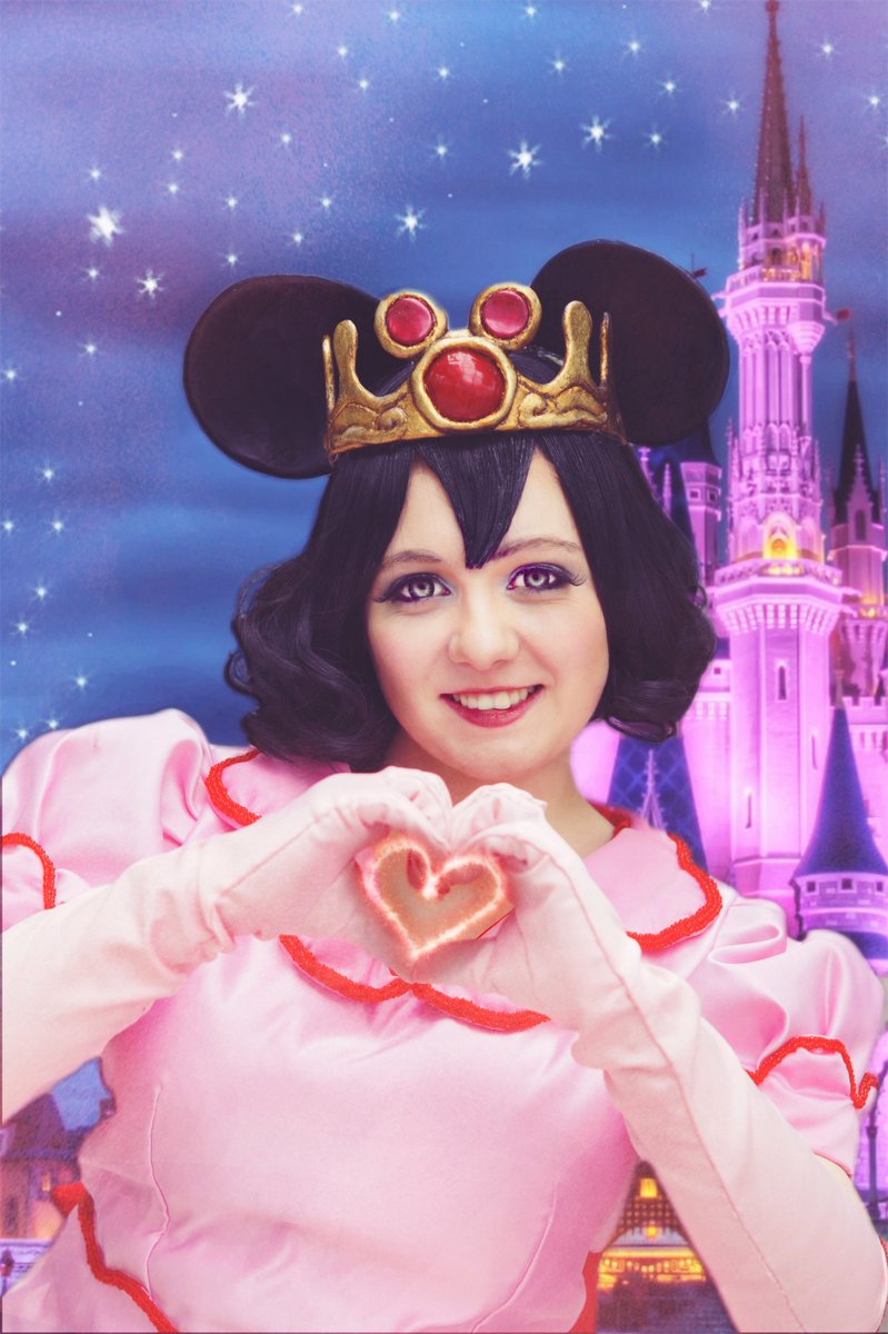 Zaizencosplay's tweet photo. It's pink, it sparkles, it must be Disney. 

Queen Minnie - Kingdom Hearts
Cosplayer: @Zaizencosplay 
Photo &amp; Edit: https://t.co/io3RdKocOZ

#QueenMinnie #KingdomHearts https://t.co/WKsPlfnxuO
