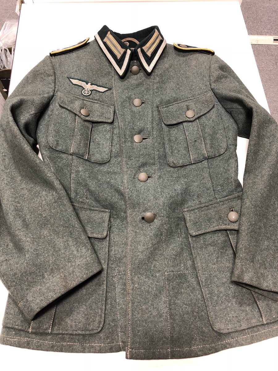 エスグラ東京店 ww2ドイツ国防軍 実物 極美品 M40服を濃緑襟に当時改造