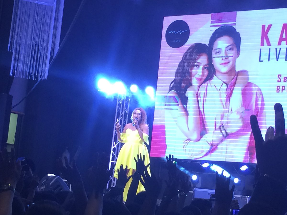 KNPPU_Bicol's tweet photo. Hi negi! 🤘😂 

#KathNielLiveInLegazpi https://t.co/xpKCBumMSe