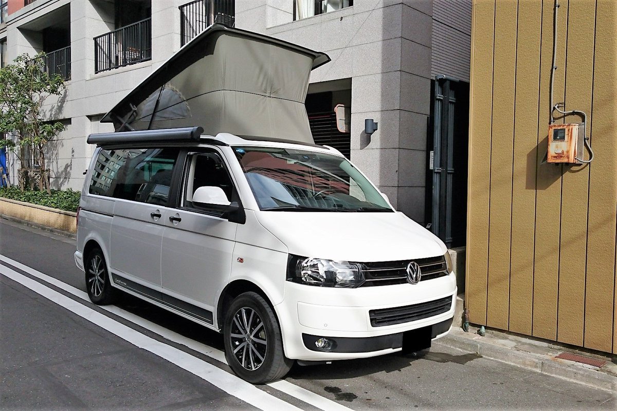 leparnassSA's tweet photo. 納車千本ノック2018その40フォルクスワーゲンT5カリフォルニアビーチ2.0TDIエディション4モーション左4WD7人乗を東京Kさんに納車完了！#フォルクスワーゲンカリフォルニア #T5カリフォルニア #キャンピングカー  #フォルクスワーゲン #フォルクスワーゲン_T5 #VW_ #ngu_car @ https://t.co/rZWPuYiBMG https://t.co/vtkOVH4rBz