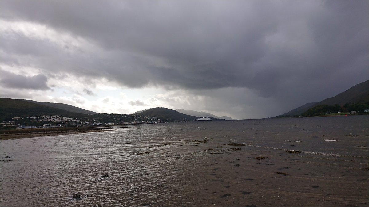 1johnmacdonald's tweet photo. When you realise that the 'Fort William cruise' you booked won't be going anywhere near the Caribbean. #shippingdisaster https://t.co/2ssRK4NdWD