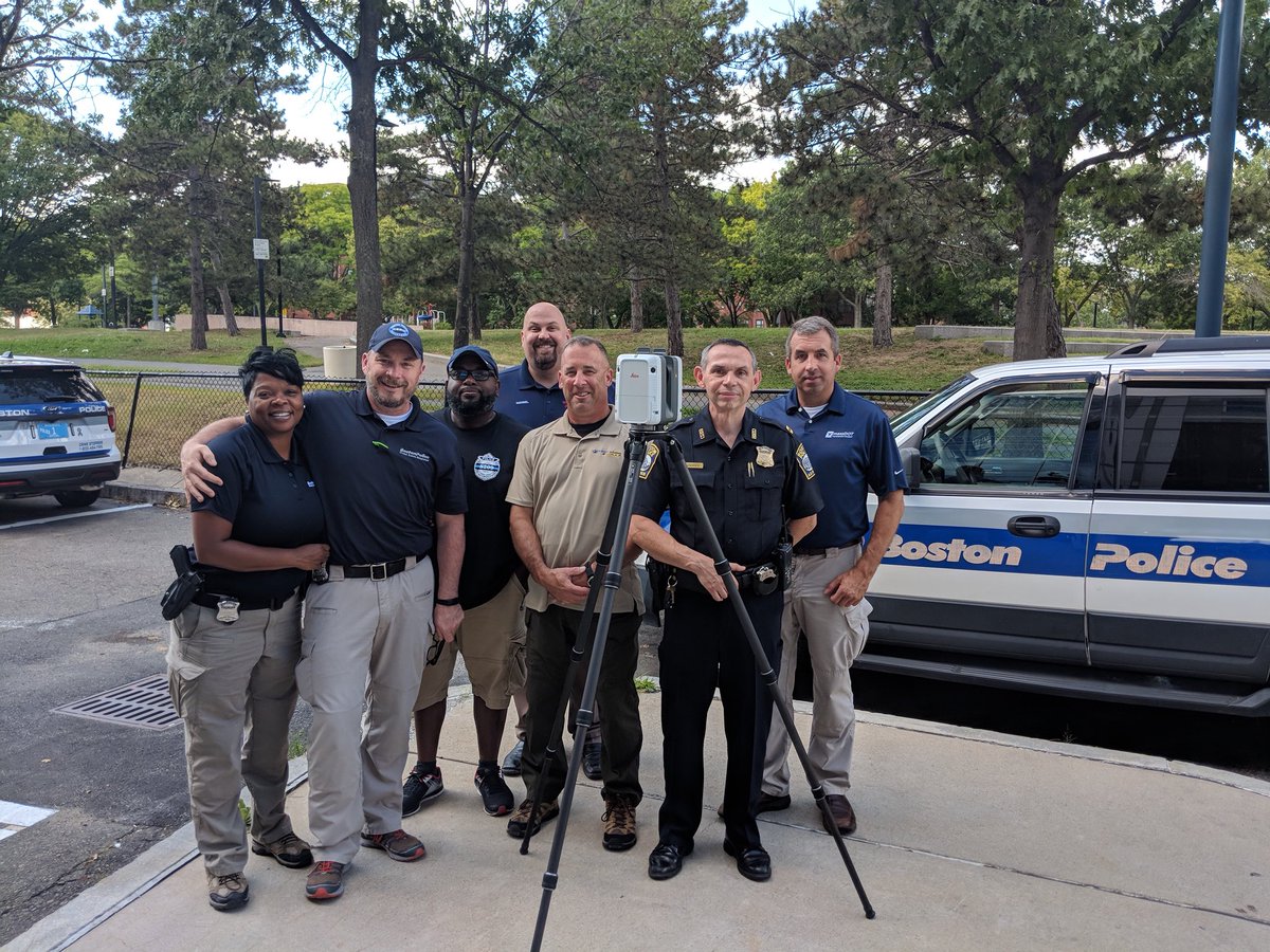Working with our Leica partner @leica_frank , demonstrating the new game changing RTC 360 scanner.  Thank you to Boston PD, MSP CARS and Mass Aeronautics for attending the first demo of this new technology in MA