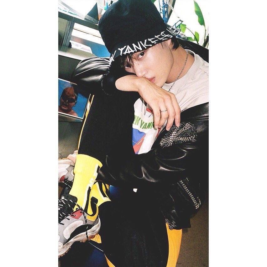 jonginbbb's tweet image. ชอบนะคะ ผู้ชายแบบนี้ หล่อ เท่ ขี้เล่น รักเด็ก แต่งตัวเก่ง อ้าว สรุปคือ ชอบจงอินนั่นแหละ