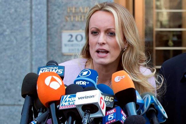 Lawyer: Trump doesn't think Stormy Daniels' deal is valid  bit.ly/2MdTVvV https://t.co/hZpsNH3Qzl