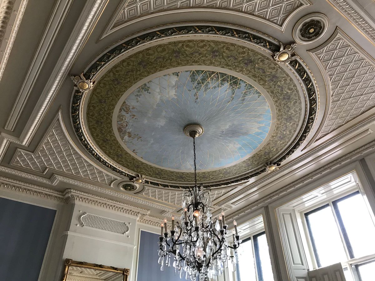 Huis met de dolfijnen