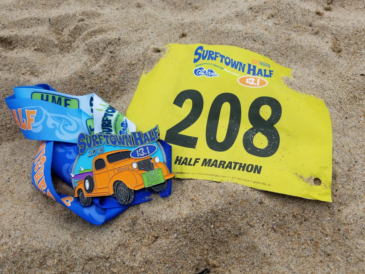 McBuckeyeAT's tweet photo. 11th Half Marathon in the books. Managed to finish 20th in the Clydesdale division, for all of us with more to love. @RunHMF #SurftownHalf #DonCanRun https://t.co/gxNcrzeKIr