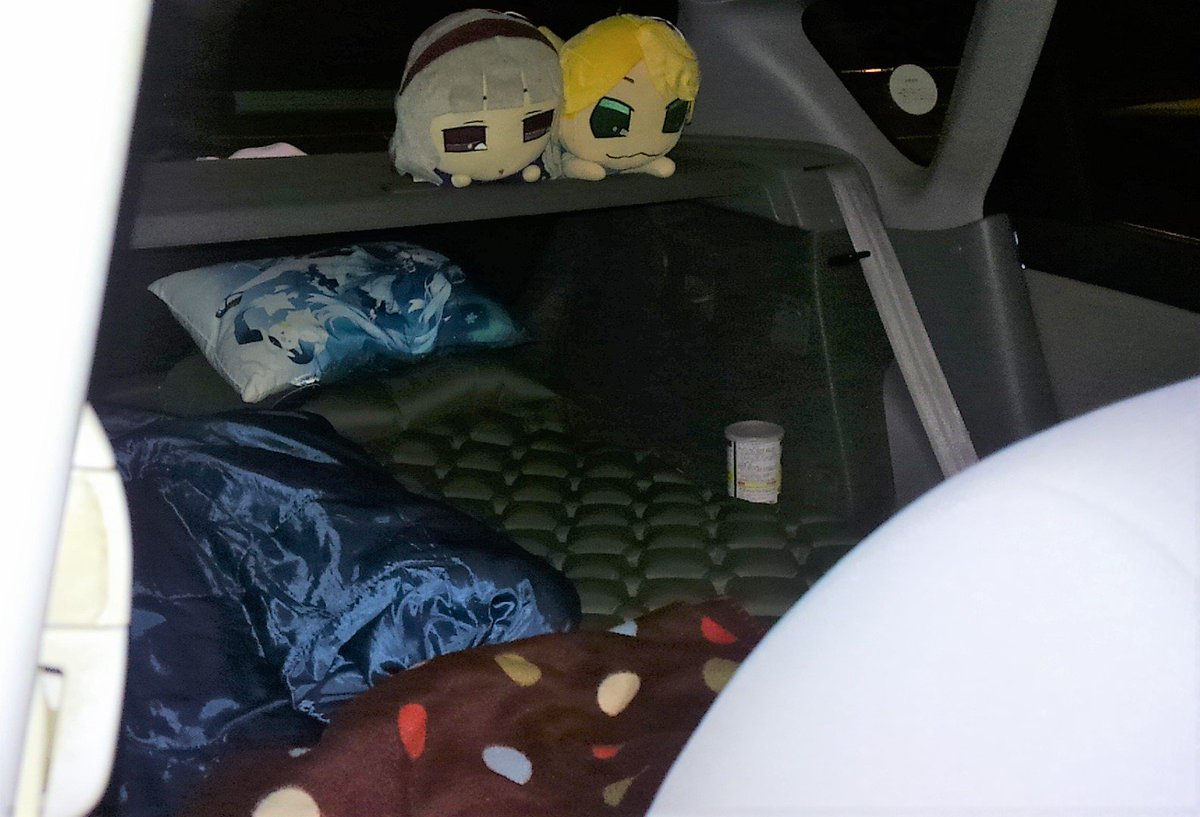 真沙 うちのアクセラも 見た目に反して 車内はそこそこの車中泊仕様になってきたな 今回の地震災害で 車中泊 用に揃えていたledライト 寝袋 エアマット ブランケット クッションを一通りセットして 思いがけぬ2日半車中泊デビューだったが 結構 真沙 うちのアクセラも 見た目に反して 車内はそこそこの車中泊仕様になってきたな 今回の地震災害で 車中泊 用に揃えていたledライト 寝袋 エアマット ブランケット クッションを一通りセットして 思いがけぬ2日半車中泊デビューだったが 結構