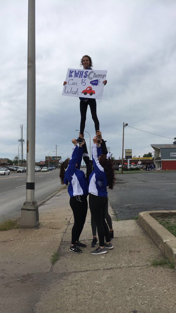 KWHSCheer's tweet image. Come stop by our Car Wash at Sorrentinos today from 10-2!! 💙