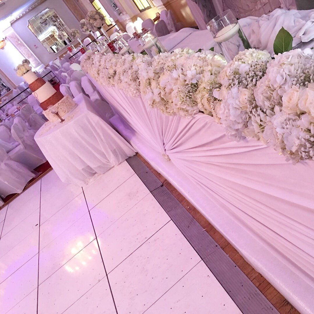 Snapshots of today’s beautiful wedding at the <a href="/RBanqueting/">Regency Banqueting</a> 💛🌸 
Congratulations to George and Niki on their special day. 🤵🏻👰🏻 Wishing you both a lifetime of happiness. 🌟 

Decor by the amazing <a href="/WeddingLounge_/">The Wedding Lounge</a>