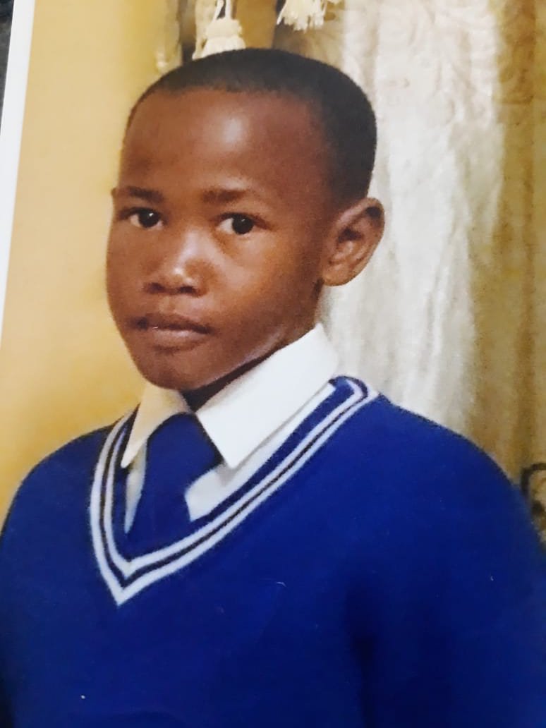 The Mdodana family is looking for Kamva Mdodana who was last seen on Thursday going to a friend but never arrived!
RETWEET UNTIL FOUND