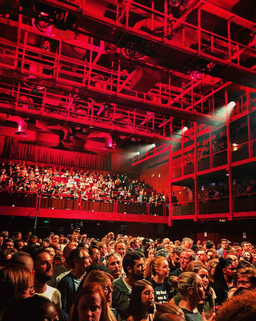 Jahmene's tweet image. I had the pleasure in attending a show from the VERY talented @JanelleMonae on her #DirtyComputerTour in Belgium’s @ABconcerts !

The Standard was ridiculously high!
Thank You for an unforgettable evening. 🙏🏽💙 

If you ever get the chance to see her Live - Take It !