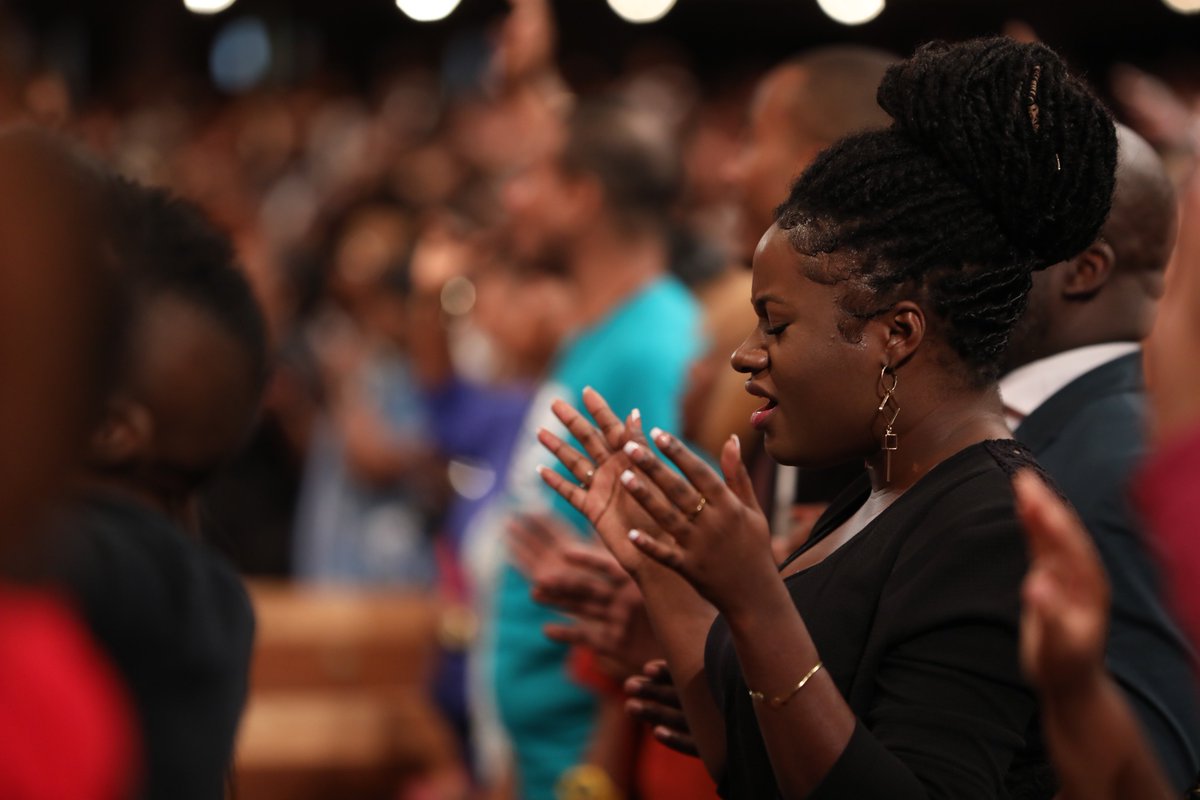 BishopJakes's tweet photo. The Blood doesn’t just cover, it talks. It intercedes when we have no voice. It speaks for us.
#TPHOnline #TheLordIsMyShepherd #SundayMorning https://t.co/lYU7zScxrc