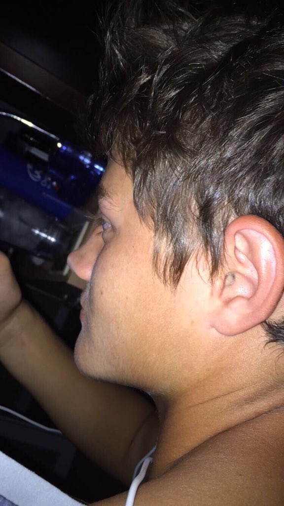 eadaniels77's tweet photo. Happy birthday my good brother @ntaylor_018 https://t.co/MrKhpFq0nz