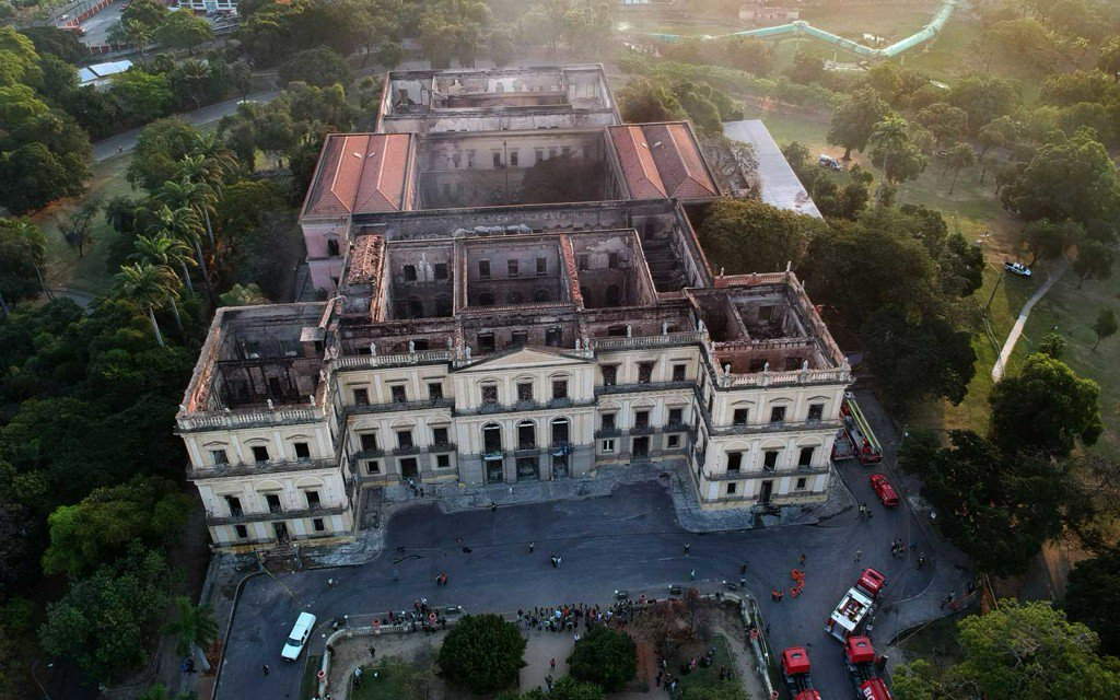 TravelLeisure's tweet image. The fire at the National Museum of Brazil has destroyed millions of priceless artifacts tandl.me/2MhqYzc
