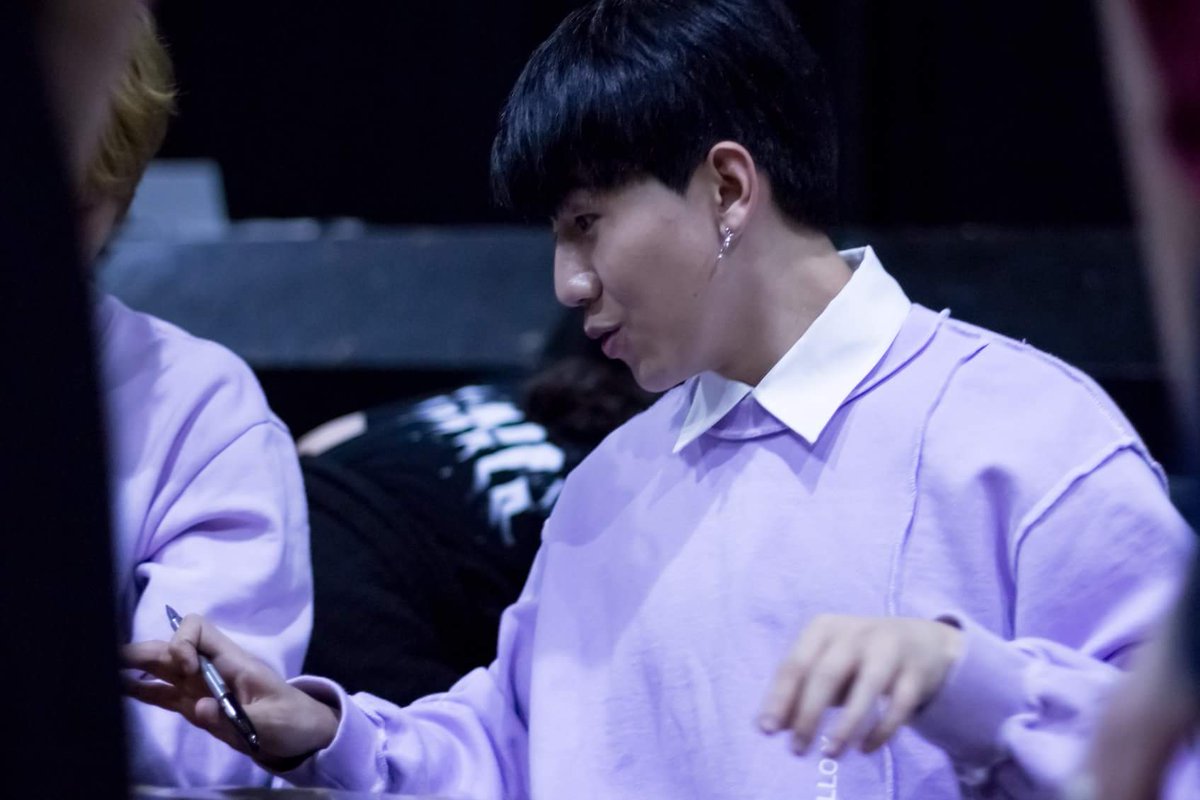 Plain_Picnic's tweet photo. UPDATE WITH @24k_changsunny
Fansign💛

koreaINmagazine©

#24K #투포케이 #24KinBRAZIL #24KinRiodeJaneiro https://t.co/FGtctZL8aV