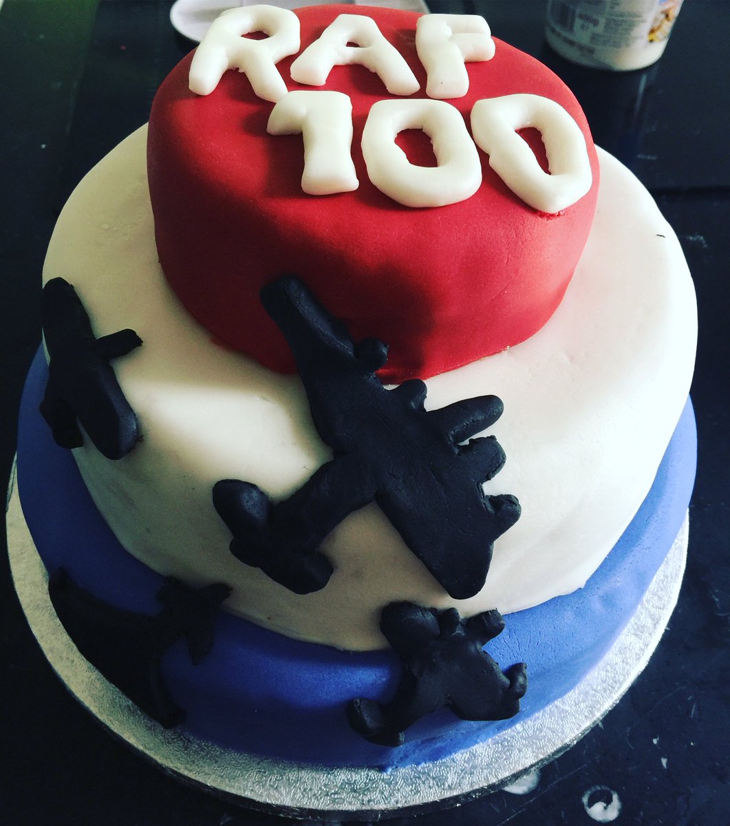 Cdt Gifford’s cake ready to be marked at #sywparade #yellows #whatwedo #joinus <a href="/surreyaircadets/">Surrey Air Cadets</a> <a href="/BrooklandsMuseu/">Brooklands Museum</a>