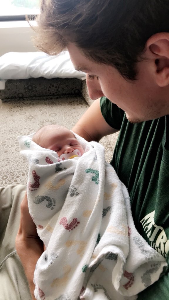 morganeriegel's tweet photo. update: still the cutest thing ever https://t.co/pBCMoOEg5T