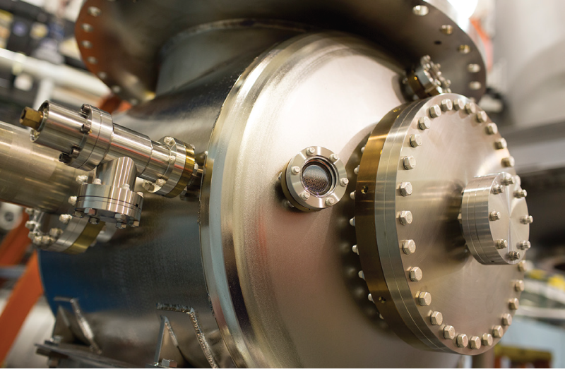 BrighterBeams's tweet photo. Accelerators are important scientific tools that generate beams of charged particles for a tremendous variety of applications ranging from electron microscopy to particle physics and from microelectronics to medicine. #particlescience #physics #brighterbeams #science #accelerator https://t.co/yzhriAhVos