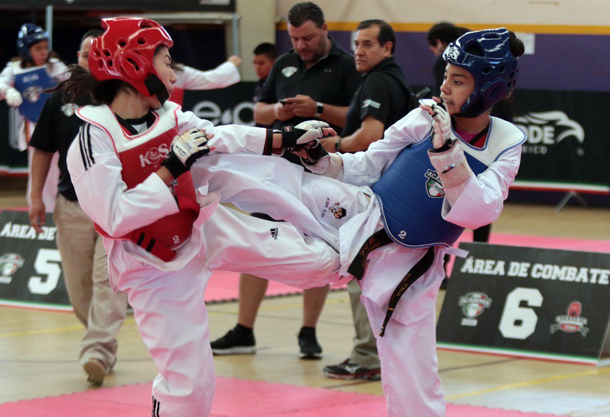 conadeoficial's tweet image. #AcademiaCONADE 🥋 Da inicio el tryout en #Oaxaca, con el siempre esperado domingo de combates. Los primeros en pasar al kyonggi yang son los de la categoría cadete. El duelo es a tres rounds de un minuto. #SomosLosPróximos