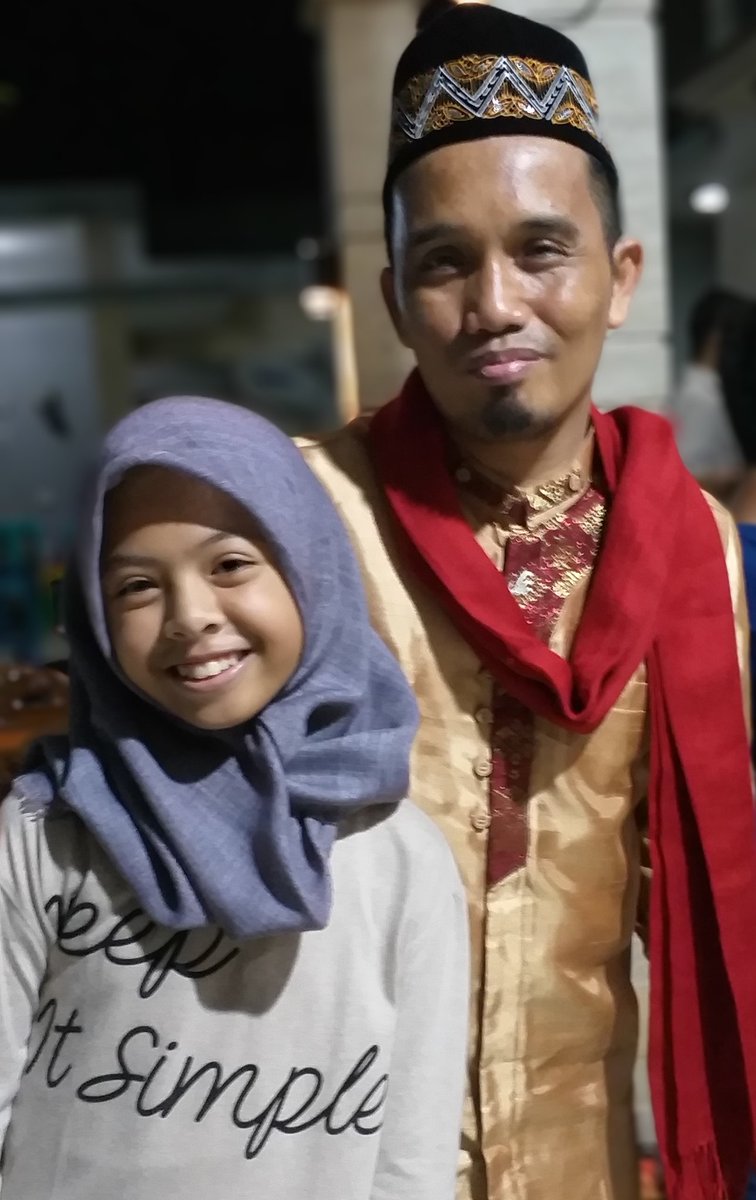 abheabe's tweet photo. Alhamdulillah... senyum itu indah 🙂
bersama @UstadNurMaulana

#keepsmile
#jamaahohjamaah https://t.co/s23M1tWcBG