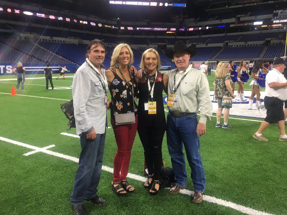 trailersID's tweet image. Pregame yesterday with the Colts!   #NFLSunday #Colts