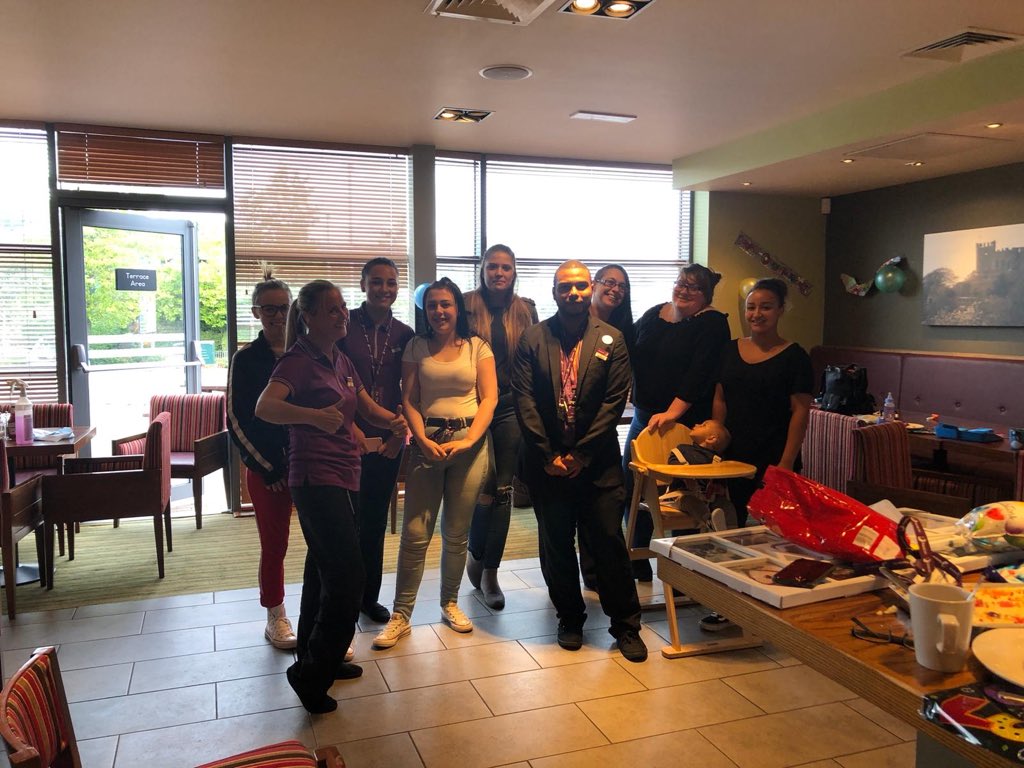 emmap61's tweet image. Goodbye &amp;amp; Good Luck to our host CJ who leaves us today to study a Masters Degree in Newcastle and join the @beefeater_uk family. @WeAreSUGM @SDEBDD @pi_dudley #BestWishes #GoodLuck #Goodbye
