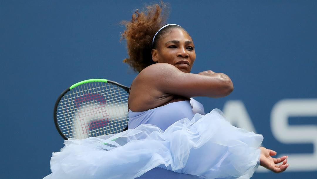 aliciakeys's tweet photo. .@serenawilliams You are THE epitome of grace and prowess!!! You are an inspiration to all of us. Your purpose to be a leader and a light is a gift to the world!! We love you and thank you for sharing your greatness and spirit ! Congratulations Queen!!! 🔥🔥👏🏽👏🏽🙌🏽🙌🏽✨✨ https://t.co/2DclKRe2Xr