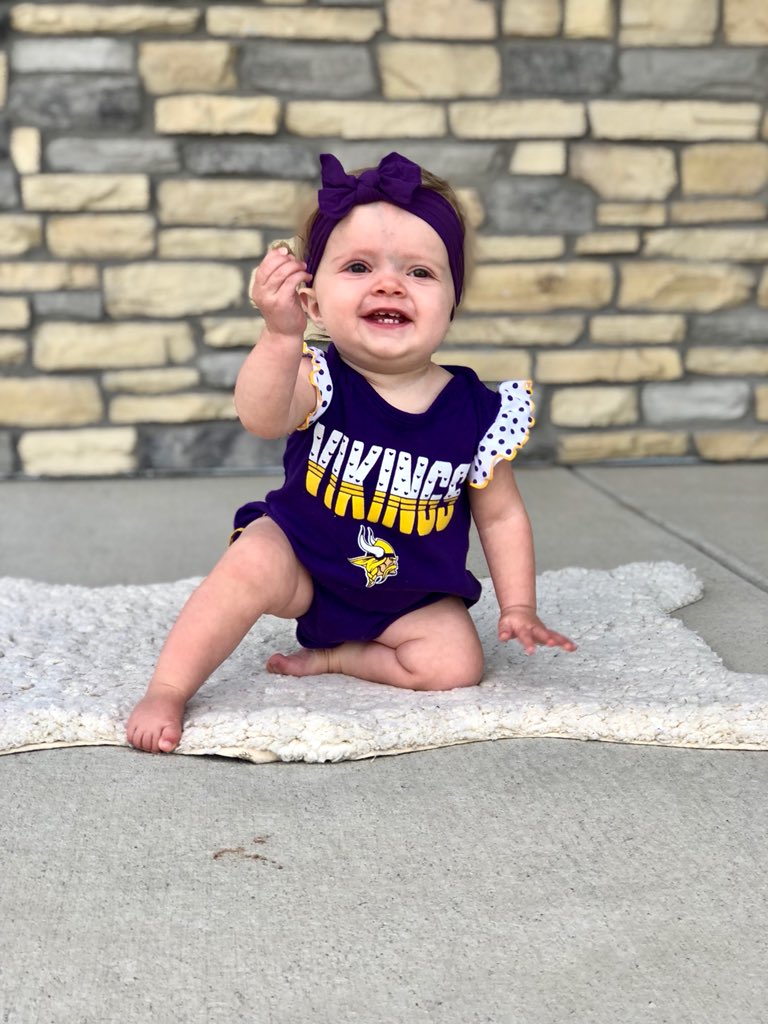 chanz0102's tweet photo. I’m here cheering on my Vikings, but missing my baby back home- tho she cheers on from there! Skol Vikings - #holdtrue #skol #Vikings @Vikings https://t.co/o4vcUkHWiq