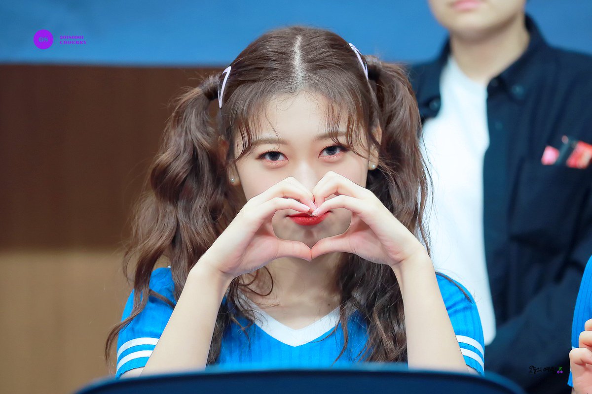 오늘의 예림 tweet media