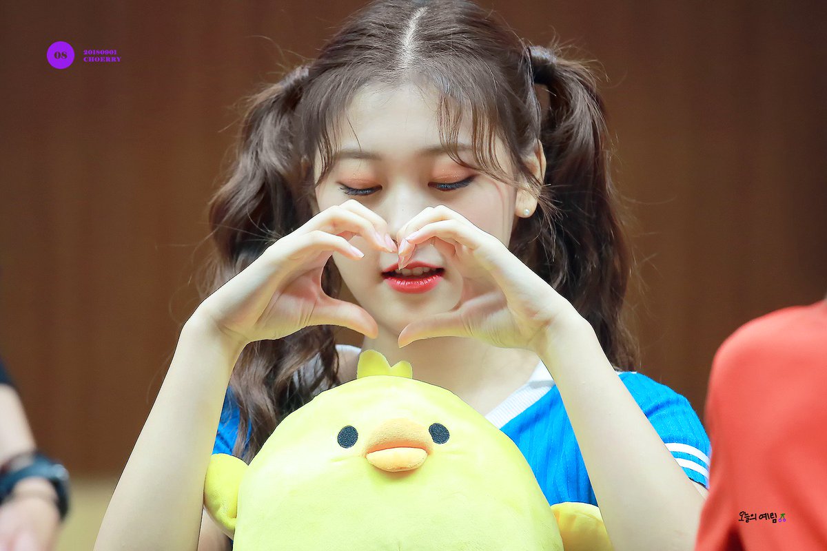 오늘의 예림 tweet media