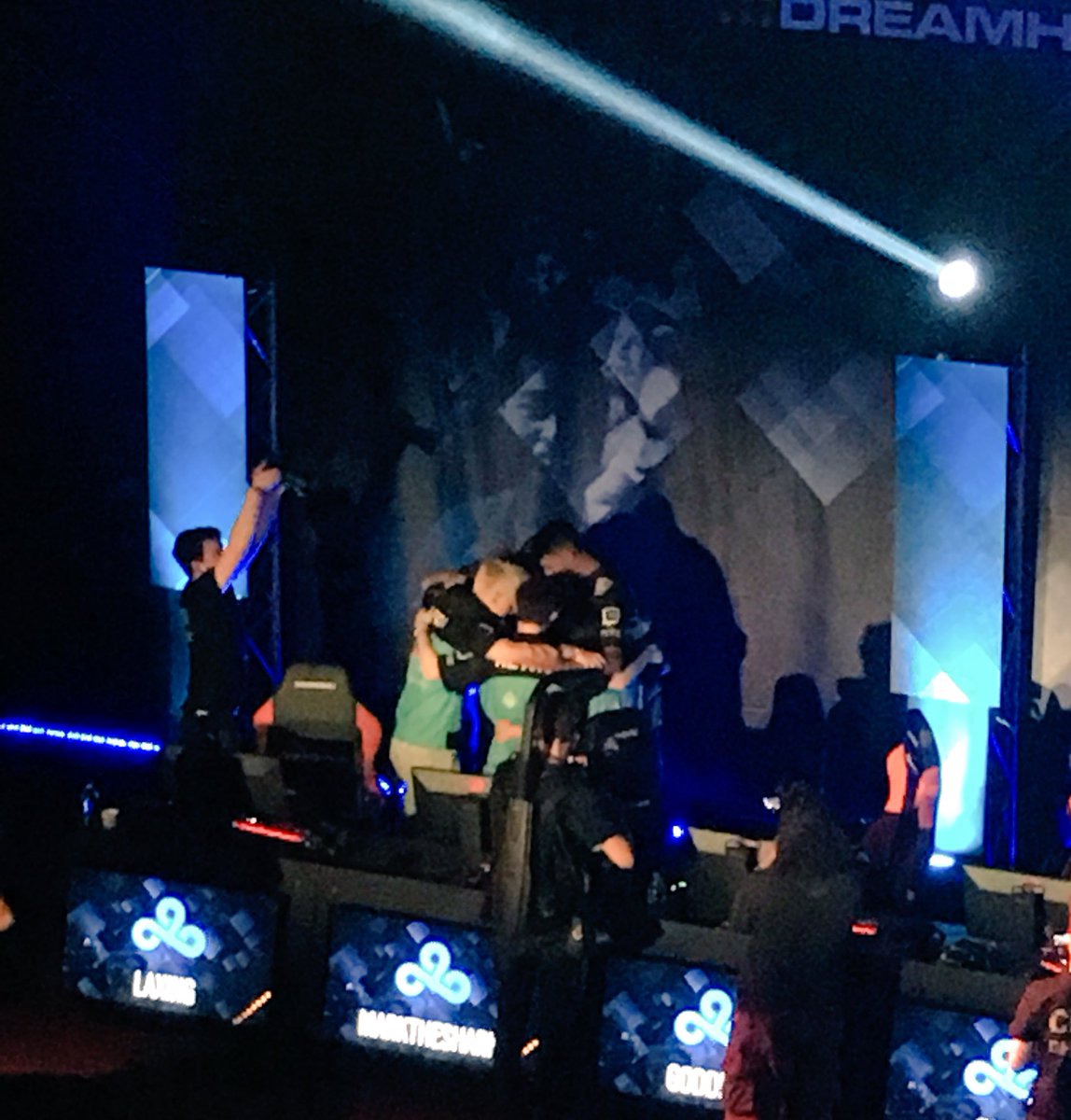 kalyrical's tweet photo. Intense as heck matches from @Cloud9 and @GoingRogueGG at #DHMTL18. Had a blast watching the crossfire! Congrats Cloud9 on winning the DH R6 championships! 

#DHMTLR6 #esports #gaming @DreamHackR6 #RainbowSixSiege #R6 https://t.co/OYzsMfzYNo