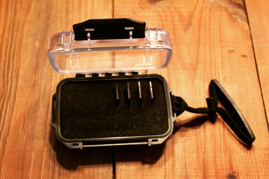 hunt_perfect's tweet photo. NEW PRODUCT ALERT! Hunt Perfect has teamed up with Guardian Hunting and will be offering a HP branded model of their SD card case. The case fits 16 SD cards is extremely rugged, durable, and waterproof! Pre-order here: https://t.co/tFVC1sVYnB https://t.co/9CArnGVSfs