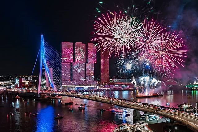 KURD_010's tweet image. Ben jij dit weekend nog op de Wereldhavendagen geweest? 🛳️🎆
.
.
.
Foto: @midi010

#europe_greatshots#travelingtheworld #LoveTheWorld#living_destinations #kings_shots #hello_worldpics#kings_villages #CBViews #bestcitybreaks#citykillerz #prettylittletr… ift.tt/2N1cclx