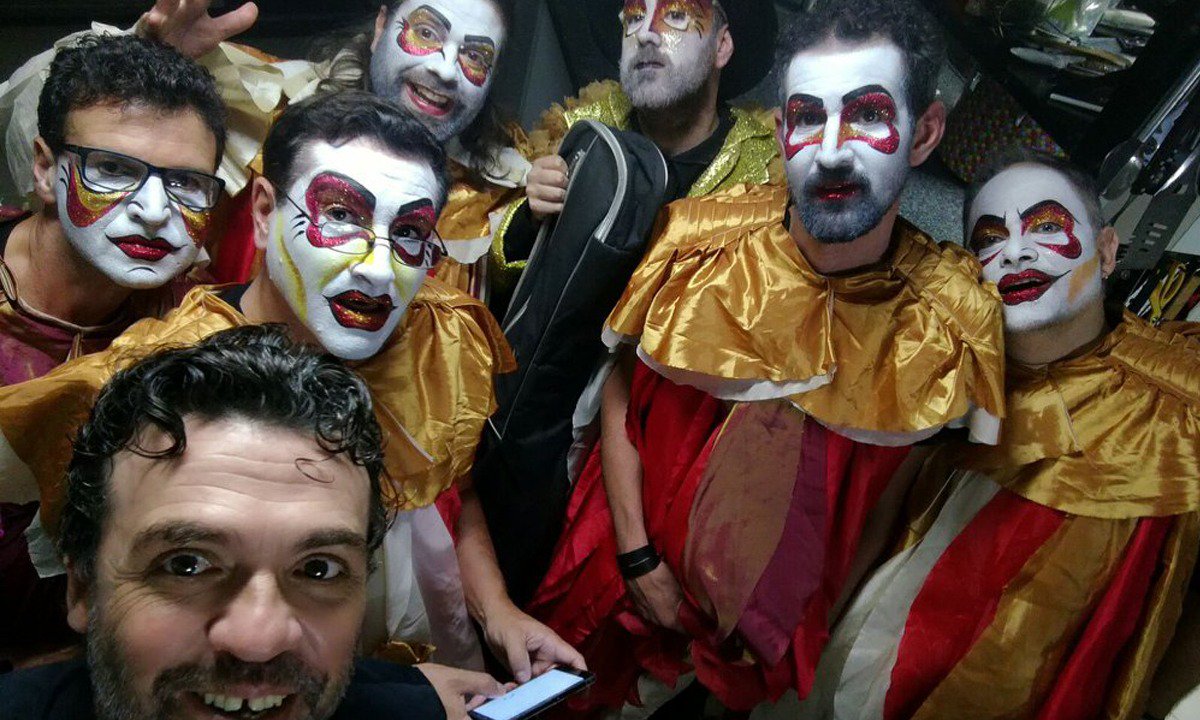 #MundoCarnaval tweet media