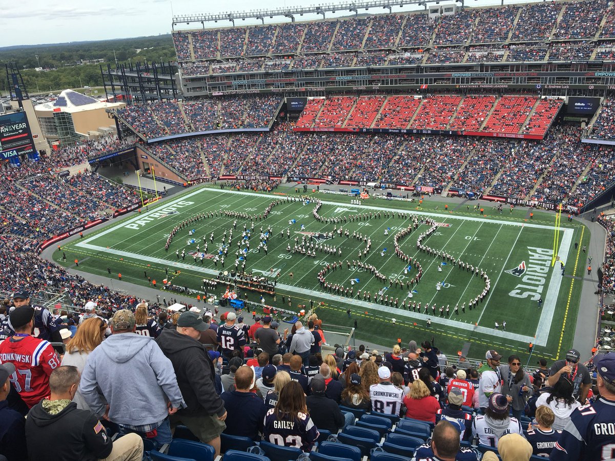 IdentityDocGuy's tweet photo. Great #UMASS Marching Band @ #patsgame #PatsNation https://t.co/Z0zNJh6NPg