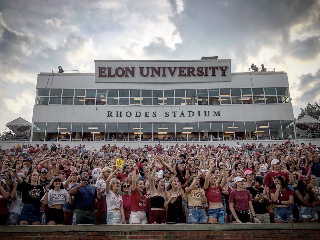 ElonXCTF's tweet photo. “In a world full of daisies, dare to be a rose.” ✌️😂 https://t.co/kFCDKZ0SMO