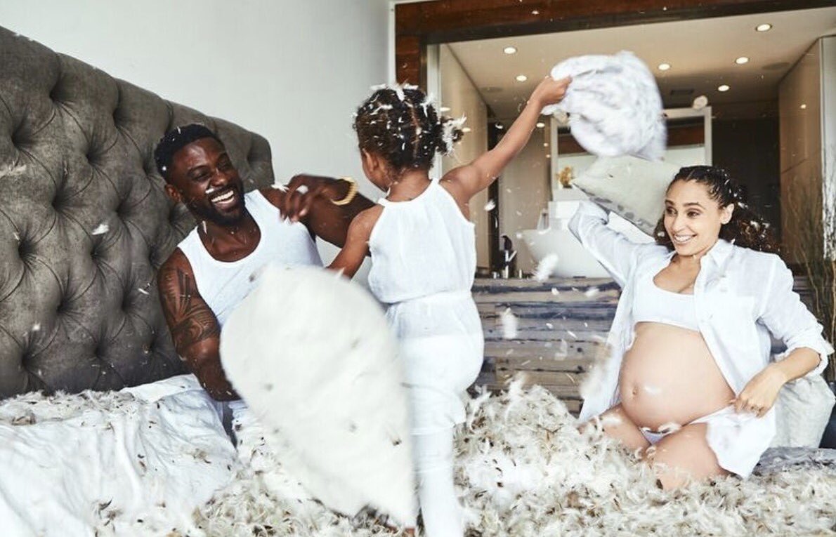 Loving this Sunday funday moment with the Gross Family! <a href="/Lancegross/">Lance Gross</a> 👨🏾👩🏽‍👶🏽
#sundayfunday #family #pictureperfect #GYFTbaby #Makebetterbabies #momtobe #maternityshoot #wondermom #momsoninstagram #momlyfe #beingamom