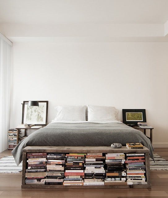 goodreads's tweet photo. Need more book space? Consider the foot of your bed. https://t.co/QYwAFGnaM9 https://t.co/pIATUPoQrH