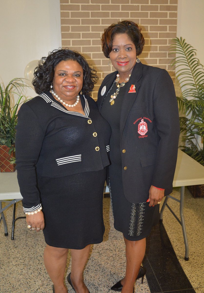 dst_HAC1913's tweet photo. The 2018-2019 sorority year is off to a great start! Welcome to Houston Alumnae Chapter, a chapter where everyone matters! #DST1913 #DSTHAC #HACRocks https://t.co/ck3ZastcKi